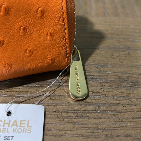 NWT Michael Kors Tangerine Orange Hamilton Ostrich Leather Accordion Wallet - Picture 8 of 15